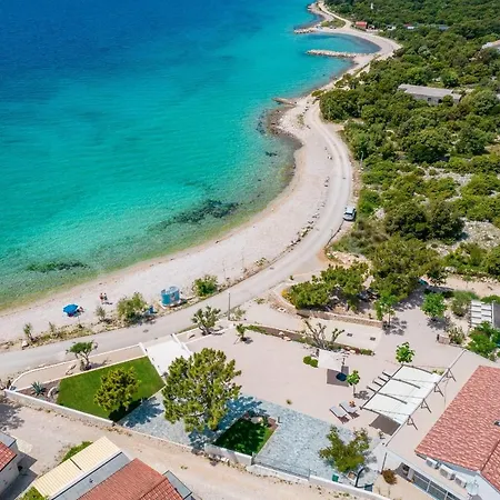 بيت للعطل Beachfront Paladina *