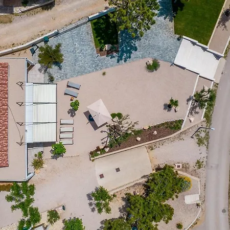 Paladina By Pag Tours *